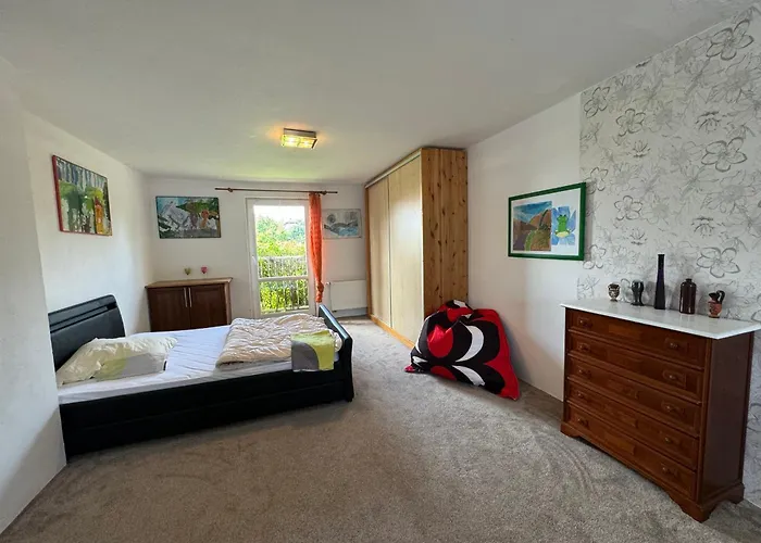 Domov Pro 8 Hostu Ve Meste Villa Karlsbad
